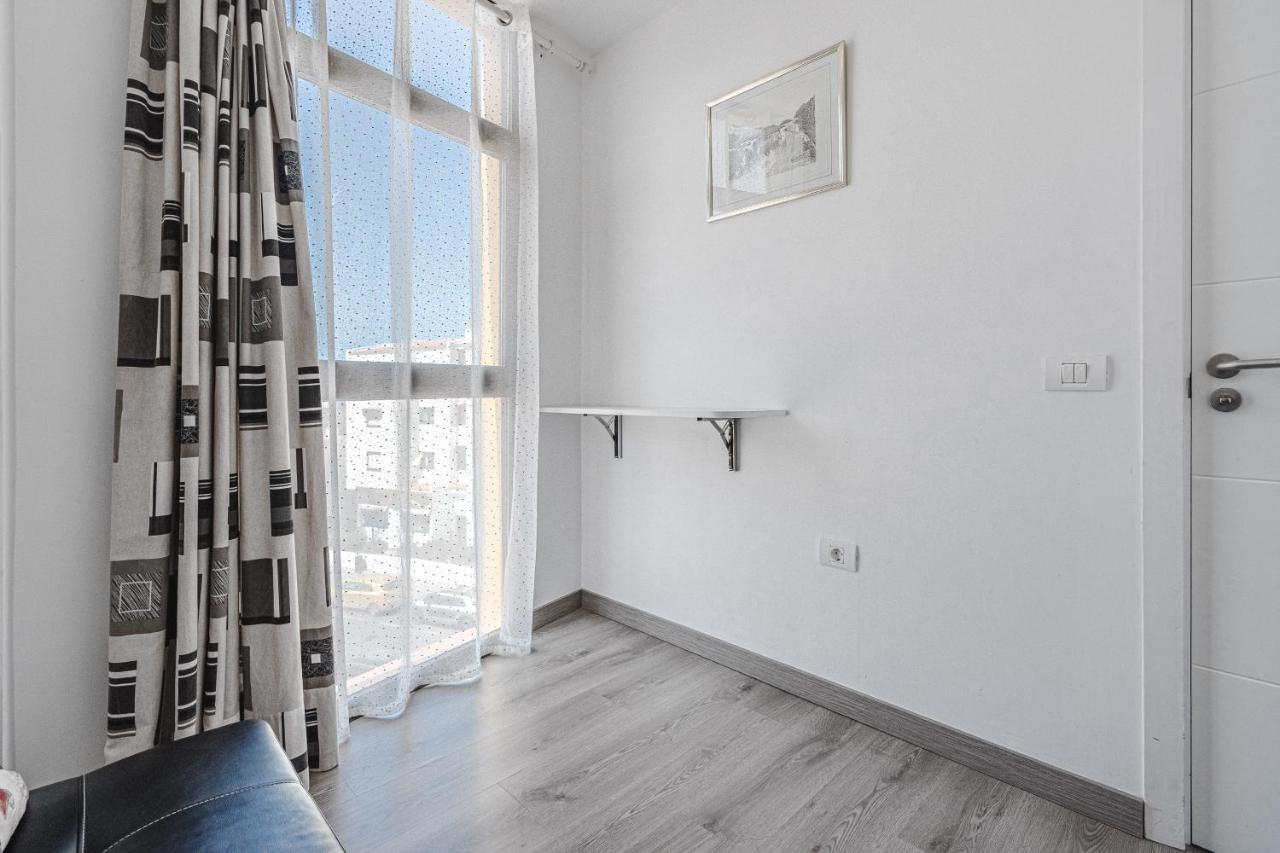 Family Apartment With 3 Bedrooms And Balcony Near Los Gigantes And Ocean Puerto de Santiago  Exteriör bild