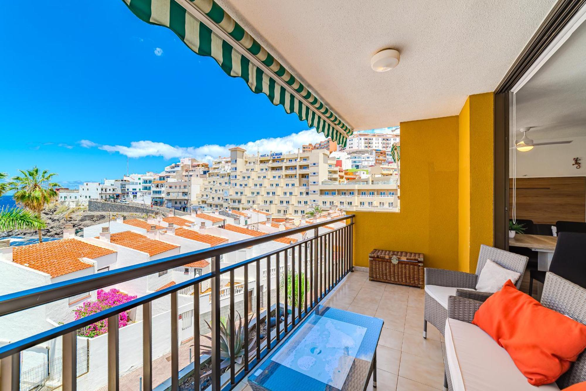 Family Apartment With 3 Bedrooms And Balcony Near Los Gigantes And Ocean Puerto de Santiago  Exteriör bild